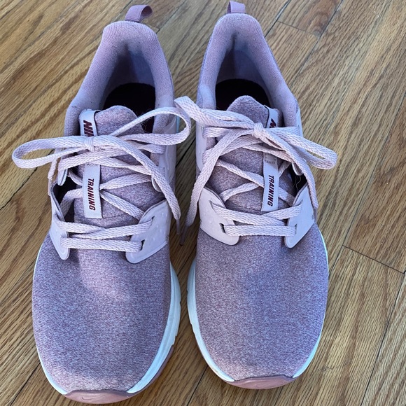 Nike Training Shoes - Picture 2 of 4